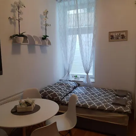 Homestay Z Lazienka *